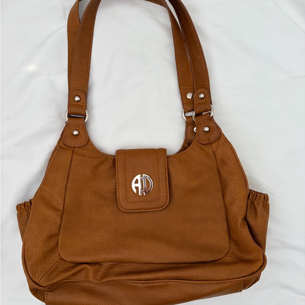 Alfred Dunner Tan Leather Shoulder Bag
